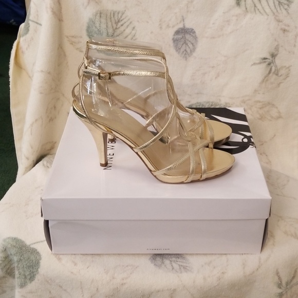 Nine West Coolesto Platino Heel - Picture 2 of 4